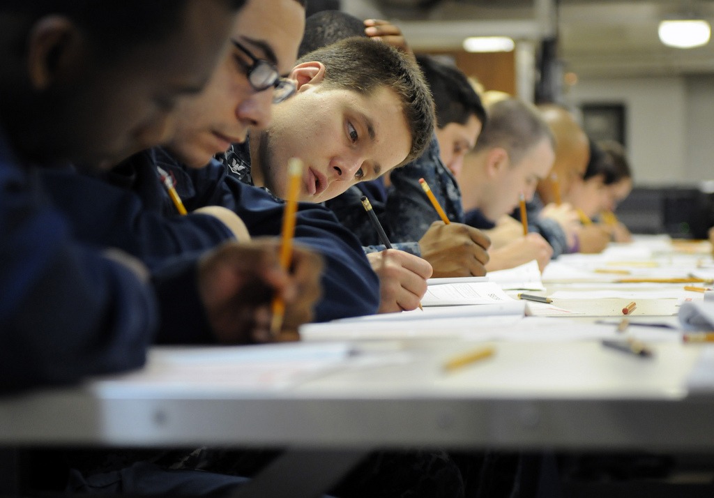 Examen - CC Official U.S. Navy Imagery